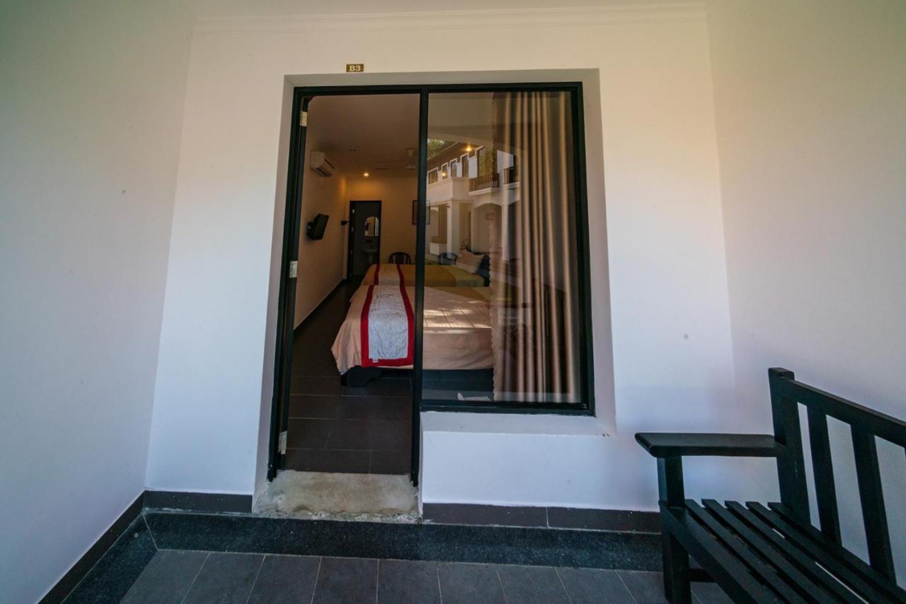 Ven Ven Hotel Ho Coc Exterior photo