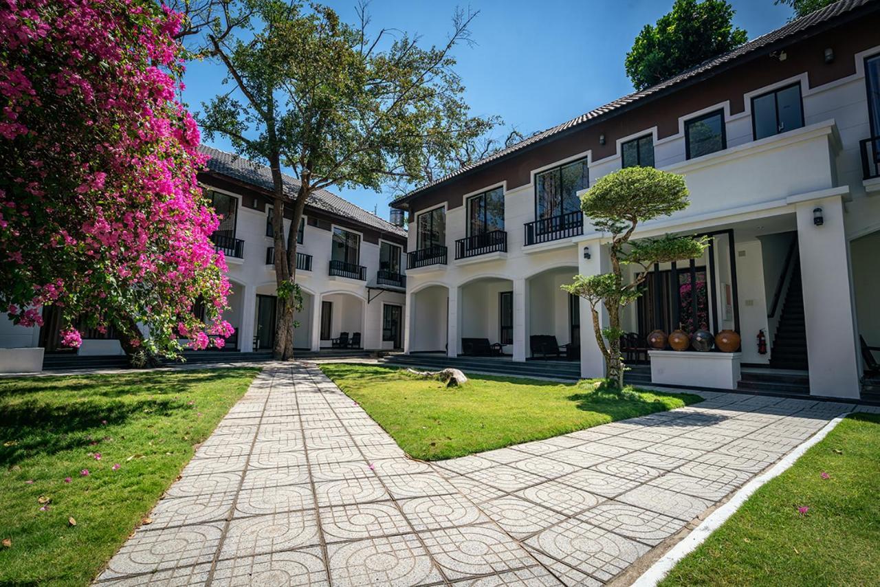 Ven Ven Hotel Ho Coc Exterior photo