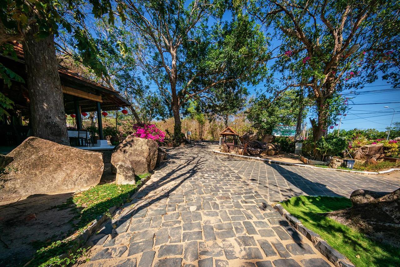 Ven Ven Hotel Ho Coc Exterior photo
