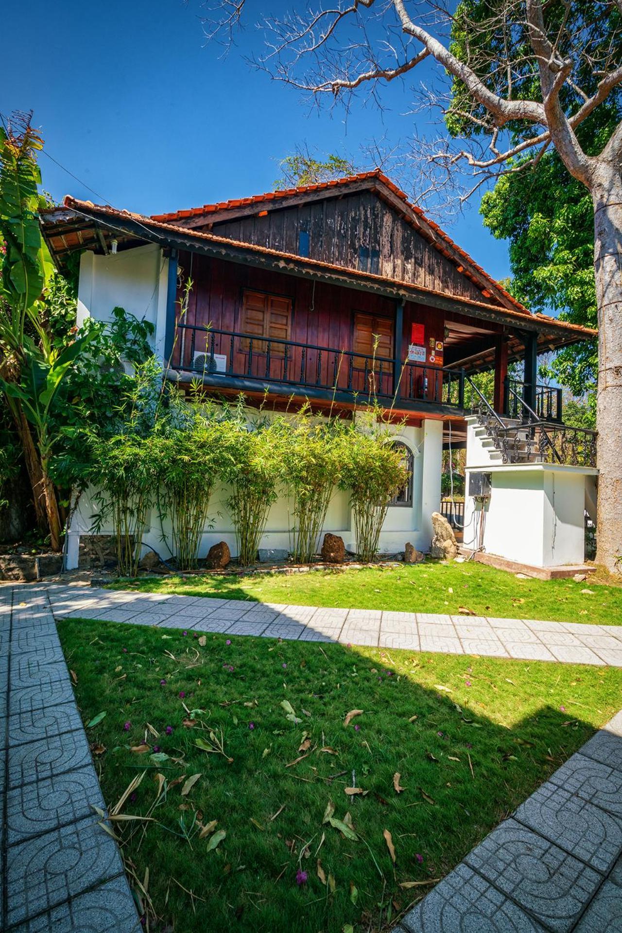 Ven Ven Hotel Ho Coc Exterior photo